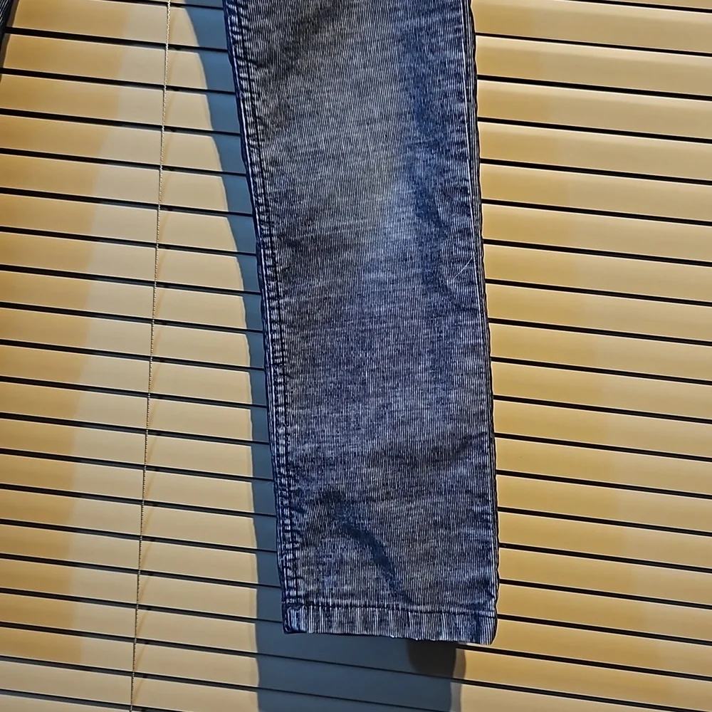 Boys adjustable waist 8-9 yrs dark grey / black fine corduroy trousers see pics - Picture 11 of 12